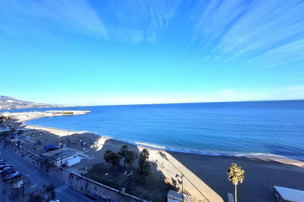 Paseo del Rey - Fuengirola 2 Bedrooms Oceanfront Apartment