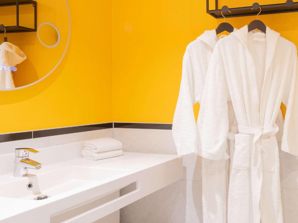 Koupelna v ubytování Mercure Hotel Forbach Centre de Loisirs