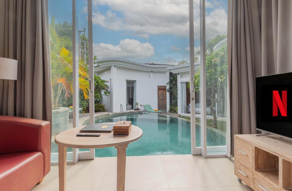 Taman Mesari Luxury Villas-Seminyak - 2