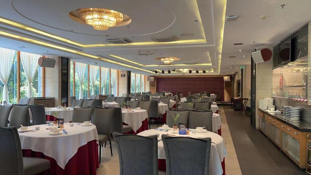 Restaurace v ubytování Fortune Land Shenzhen