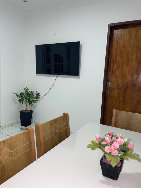 TV a/nebo společenská místnost v ubytování Apartamento do Walisson