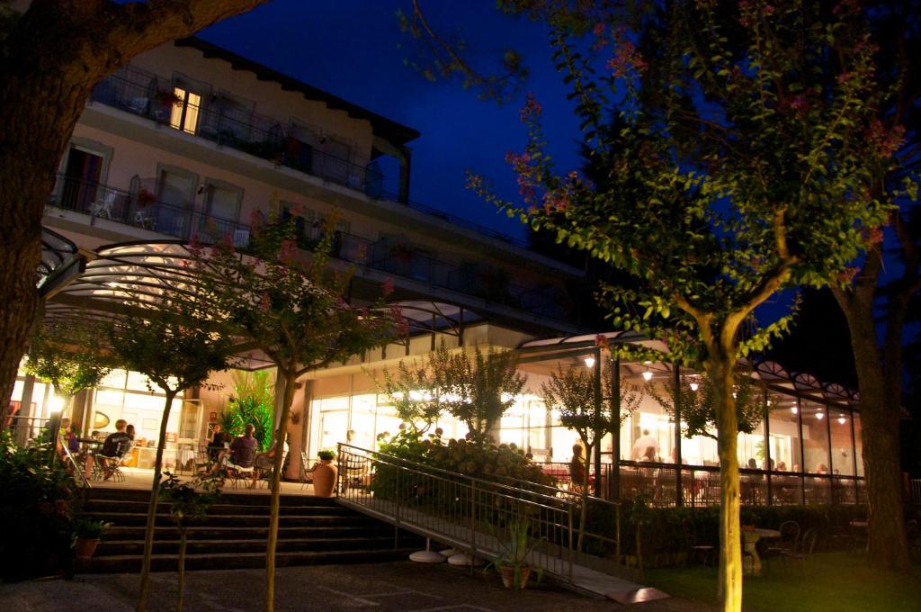 Zahrada ubytování Hotel Marina