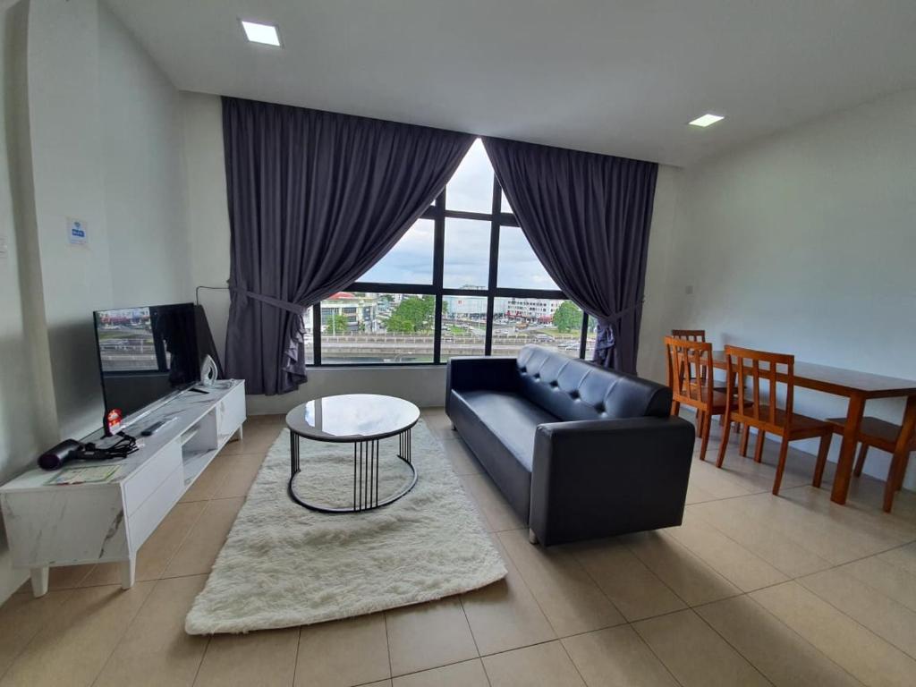 Bunny Homestay 408 Roxy Apartment Kuching, Kuching (updated prices 2024)