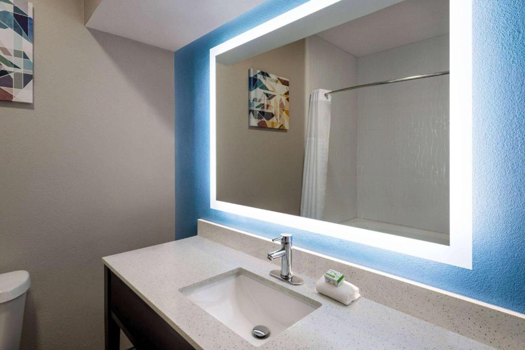 La Quinta by Wyndham Round Rock North - Habitación Deluxe Con Cama Extragrande