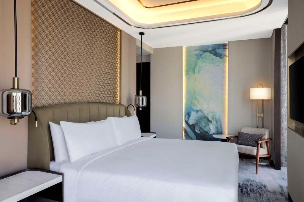 Embassy Suites By Hilton Dubai Business Bay - Resim 33