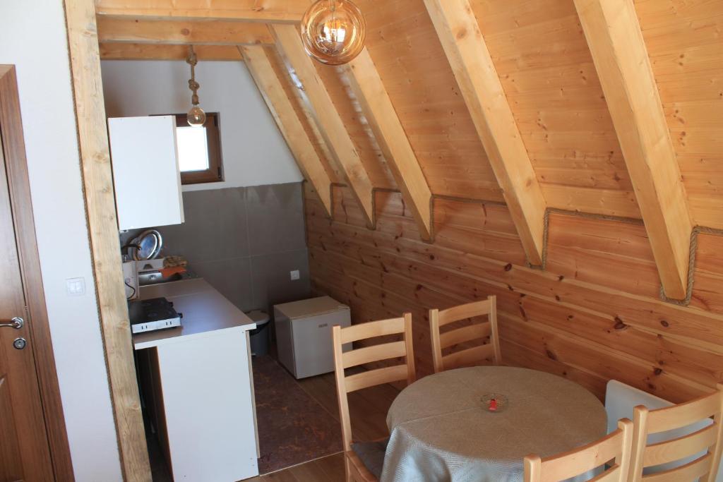Kuchyň nebo kuchyňský kout v ubytování Three Houses