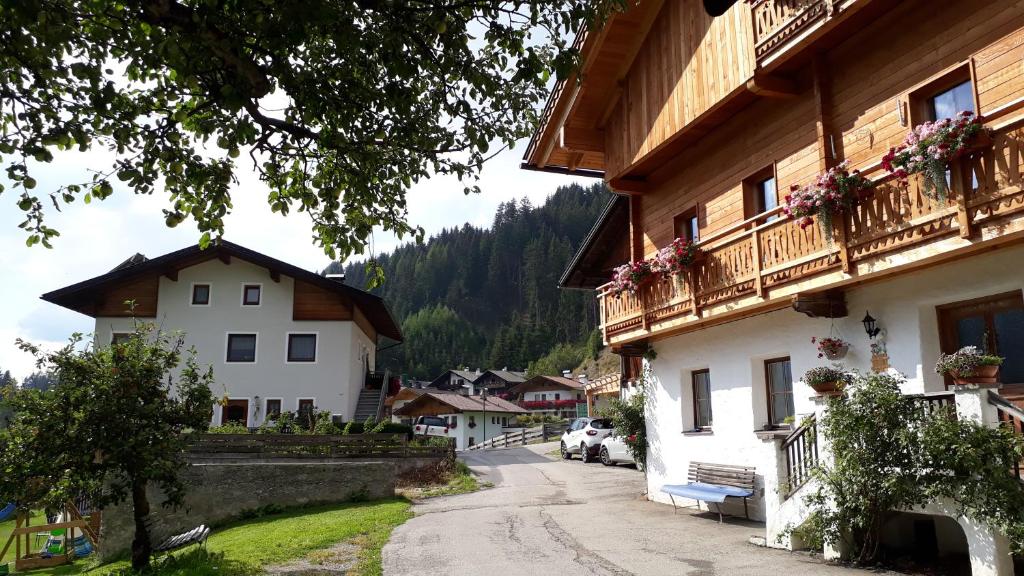 Nespecifikovaný výhled na hory nebo výhled na hory při pohledu z apartmánu