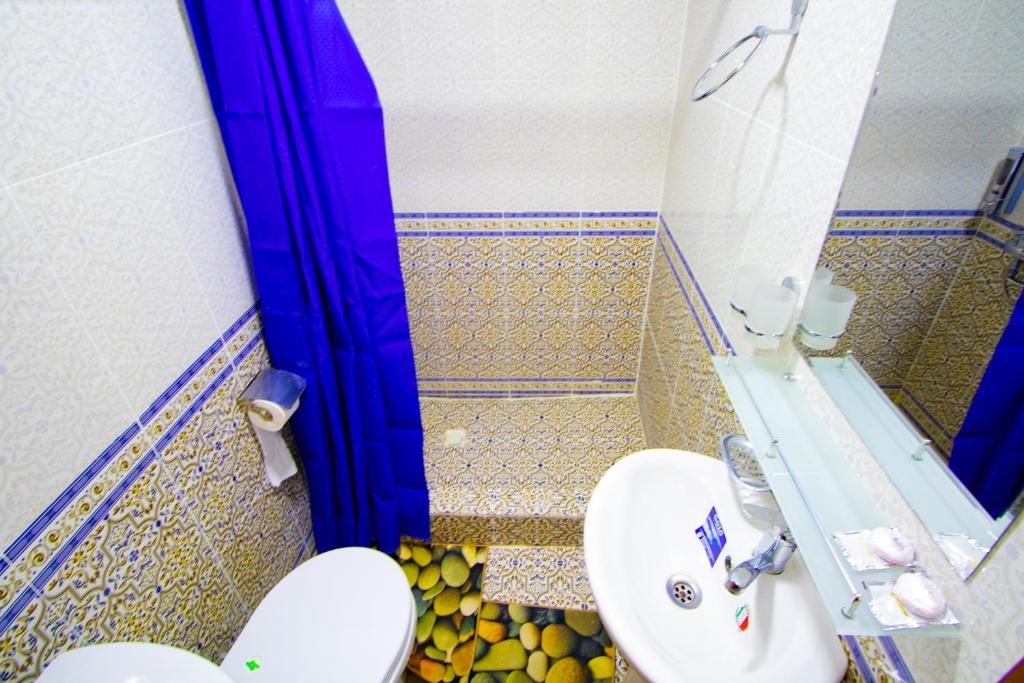 Hotel Zaringiz - Classic Triple Room
