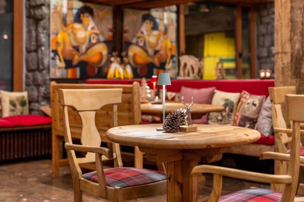 Posezení v ubytování Hotel Aran La Abuela