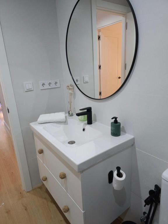 Fotografia z galérie ubytovania Exclusivo apartamento cerca de la playa v destinácii Málaga