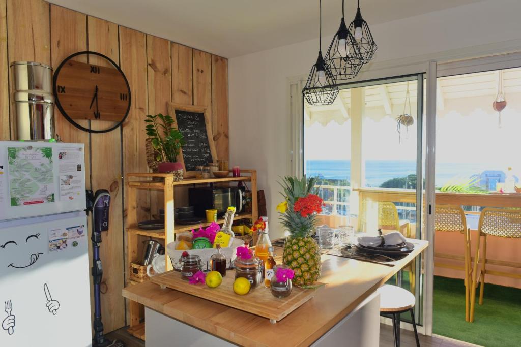 Fotografie z fotogalerie ubytování Kaz a Soley - Gîte vue panoramique sur la mer - Plage à 500m v destinaci Gourbeyre