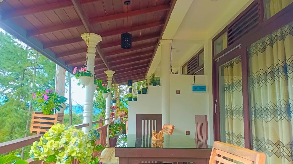 Ella Hillsite View - 15