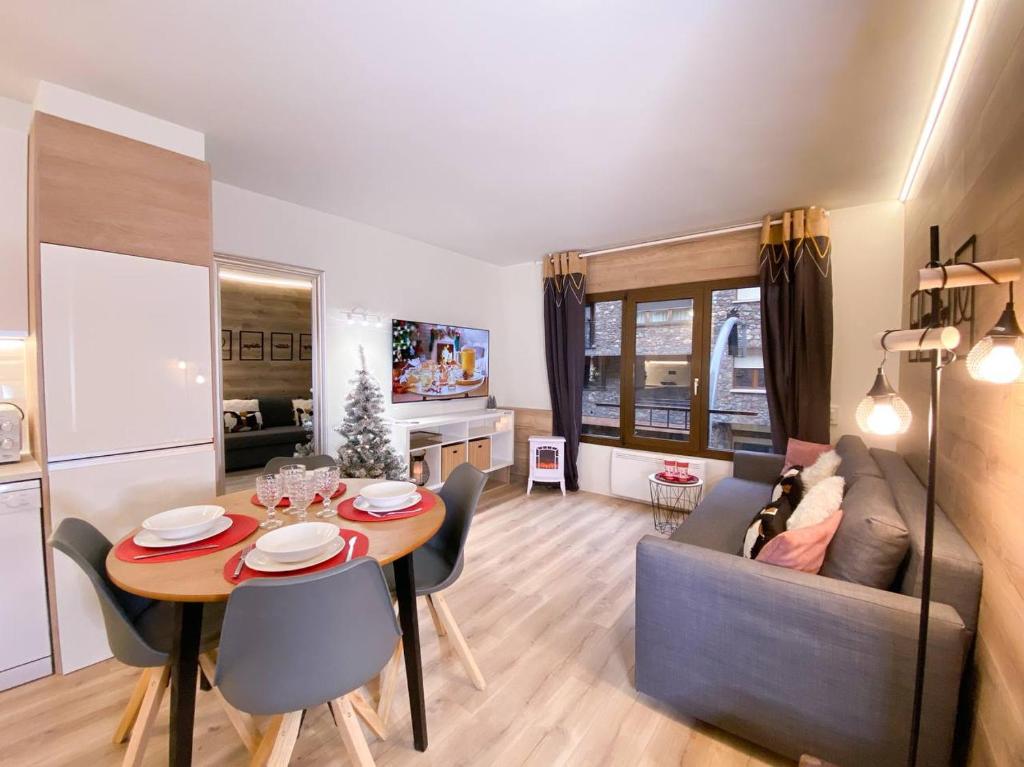 Posezení v ubytování Apartamento Romántico & Céntrico En Encamp - 4pax l by BonesVacances