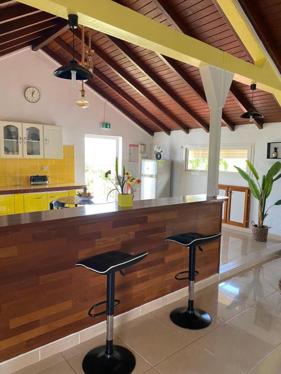 Kuchyň nebo kuchyňský kout v ubytování Chez Soul~Etage entier avec vue sur mer