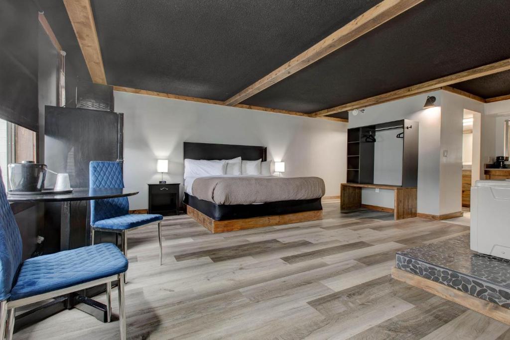 Кровать или кровати в номере Hotel Lex - Hotel and Conference Center