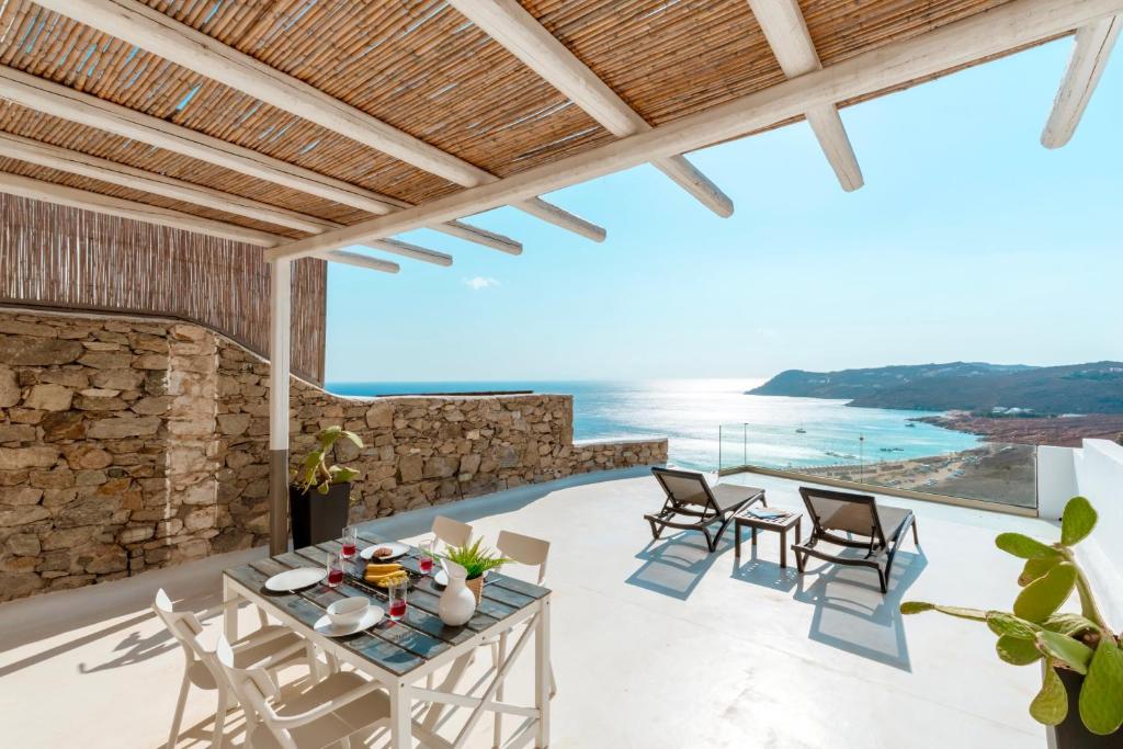 Villa con vistas al océano en Elia House With Amazing View On The Beach Mykonos en Mykonos ciudad