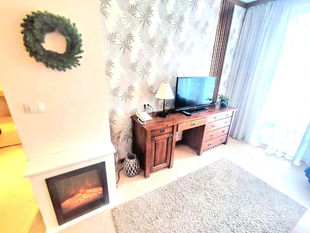 TV a/nebo společenská místnost v ubytování Private 1bedroom apt in SPA Resort - SPA included