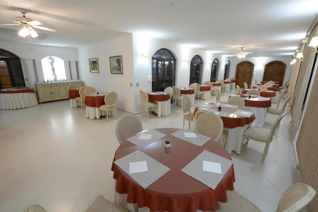  Biazi Paradise Hotel