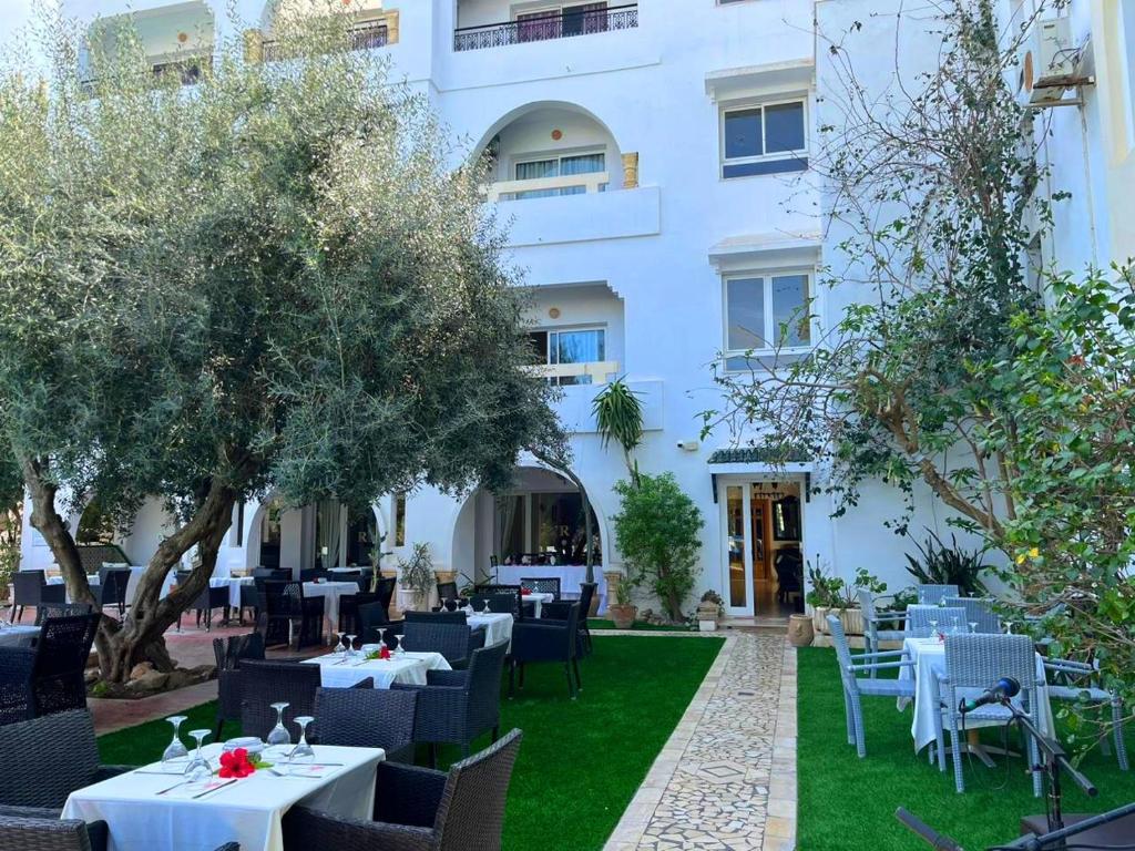 Zahrada ubytování Hôtel Romane
