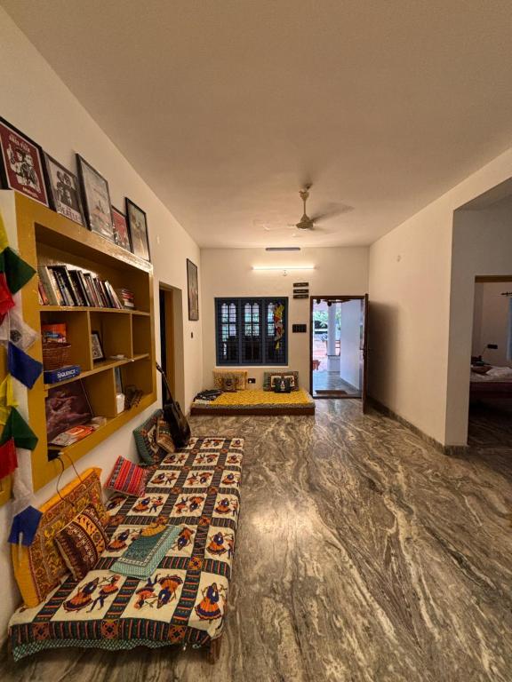 Posezení v ubytování Barefoot Hostels, Varkala