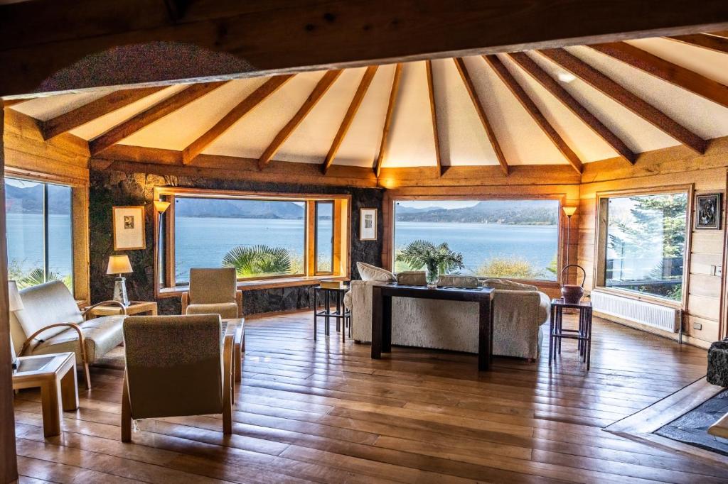 Loodusmaastik puhkemaja lähedal