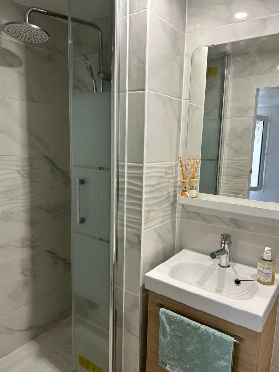 Kúpeľňa v ubytovaní Chambre 14m2