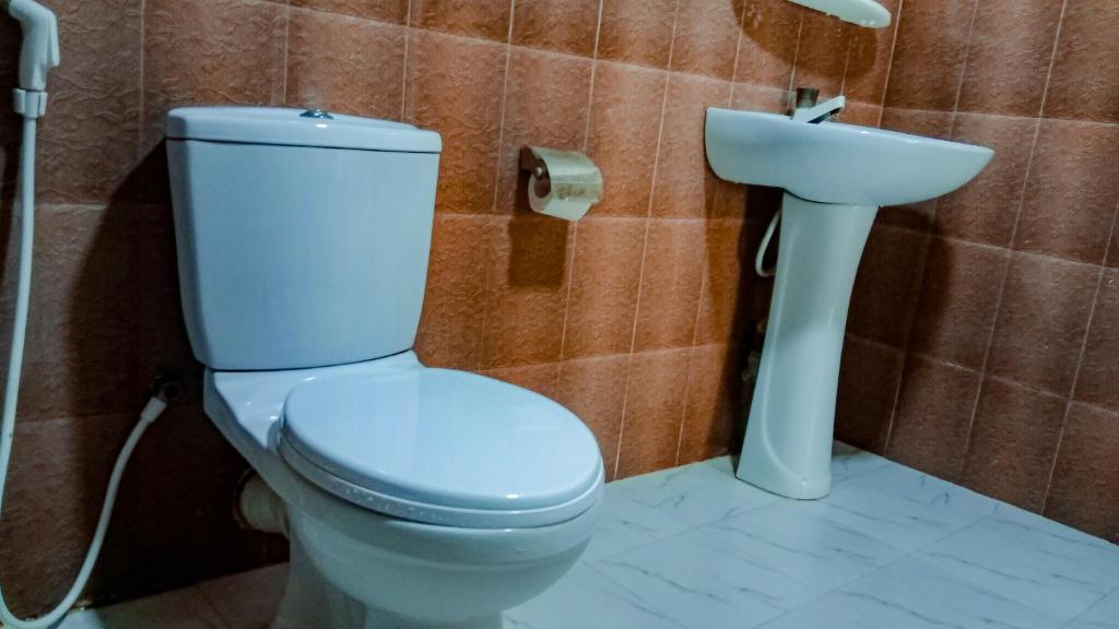 Chanaka Holiday Inn - 9