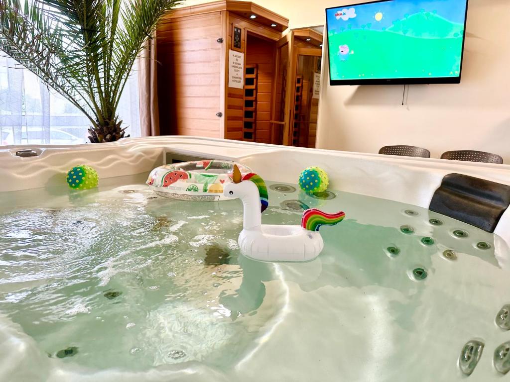 TV a/nebo společenská místnost v ubytování Mese Panzió Zalakaros