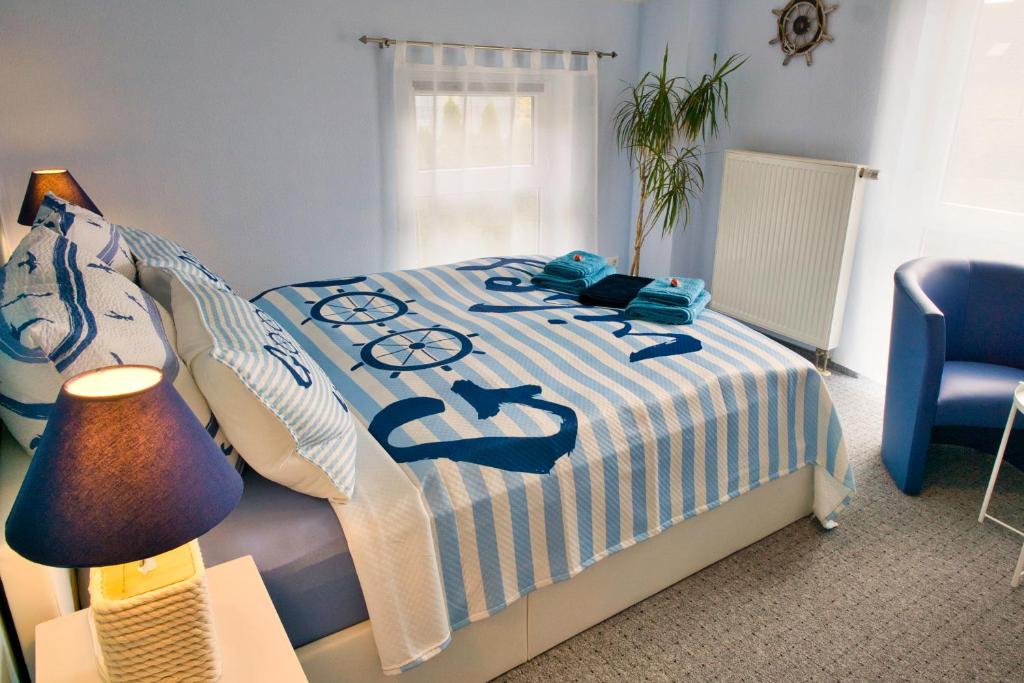 Postel nebo postele na pokoji v ubytování myCozyPlace - Zwei gemütliche Zimmer für Vier