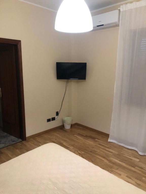 TV a/nebo společenská místnost v ubytování Moon River Guest House
