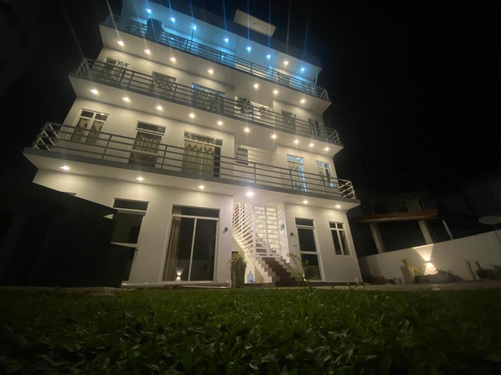 Apartment near Colombo Airport - Appartement De Luxe