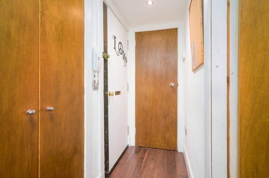Foto de la galeria de Pass the Keys Cosy Studio Apartment a Edimburg