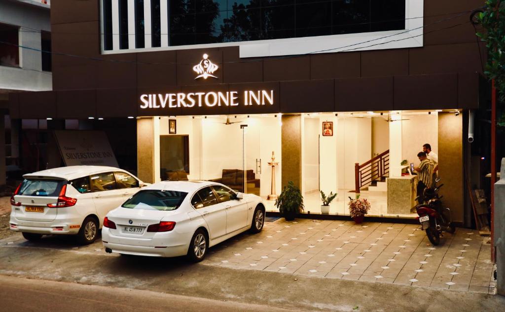 Fotografie z fotogalerie ubytování Silverstone Inn v destinaci Nedumbassery