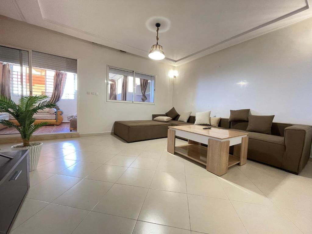loubna1 - Housity
