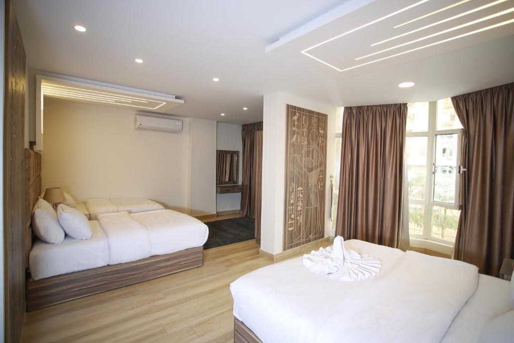 Nefertari Pyramids View Inn - 4