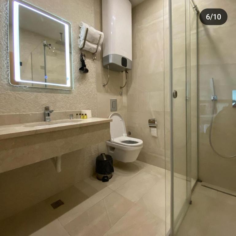 Phòng tắm tại Apolo Royal studio