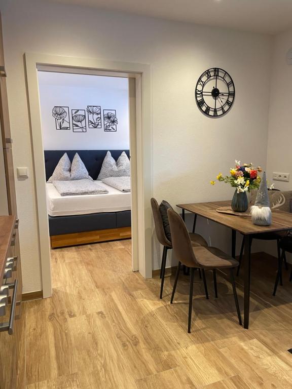 Postel nebo postele na pokoji v ubytování Ferienwohnung Eder