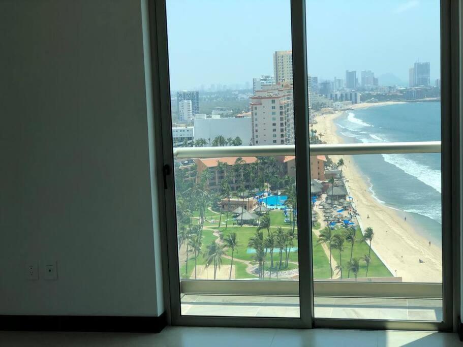 Beach Front Condo Magnificent View Cerritos Mazatl, Mazatlán