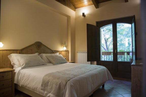 Gallery image of Historic Boutique Hotel Maccarunera in Campagna