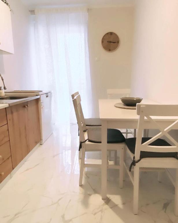 Fotografie z fotogalerie ubytování Apartman Colapis- Netflix, self check in, free parking, premium location! v destinaci Karlovac