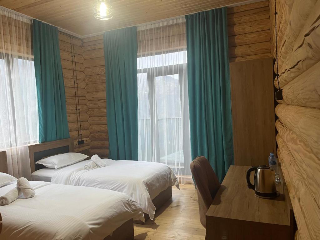 Postel nebo postele na pokoji v ubytování Hotel ANNA PALACE