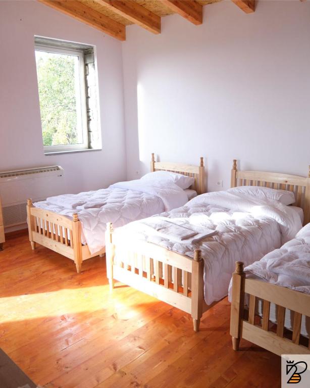 Xhaferri Guesthouse - Image 5
