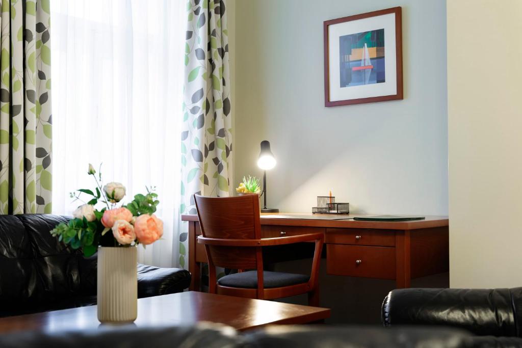 
Two-Bedroom Apartment
