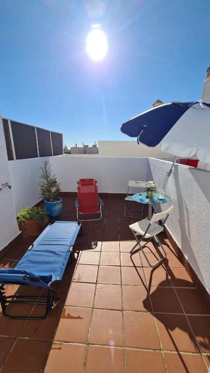 Penthouse with solarium in the center of Malaga-Ático con solárium en el centro de Málaga