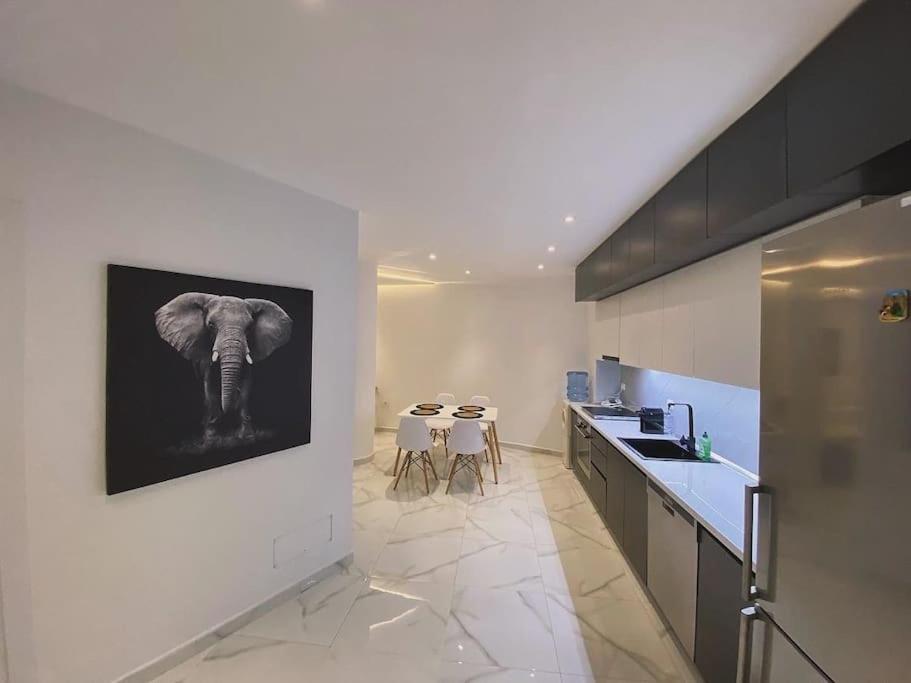 Suncity Tirana Luxury Apartments (Ap. 01) - Image 5