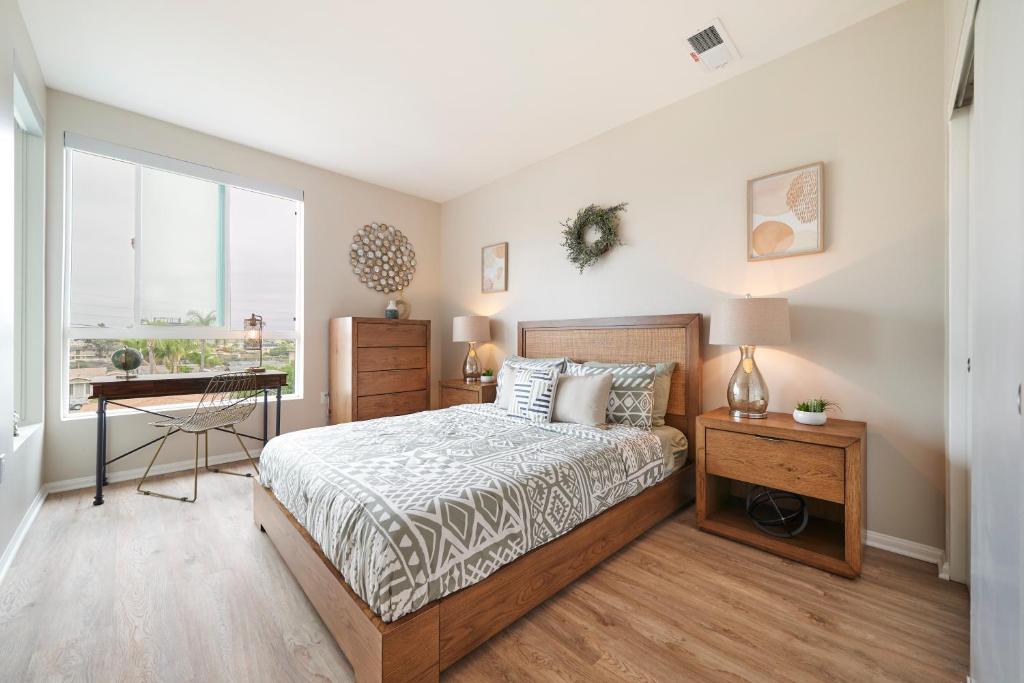 Luxury 2BD 2BA, BRAND NEW/PETS/CLOSE TO EVERYTHING/BOHO+COZY VIBES photo