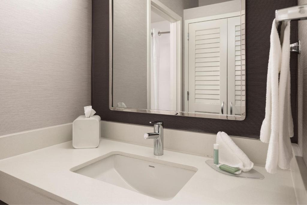 Courtyard by Marriott Chicago Waukegan / Gurnee - Suite Met één Slaapkamer