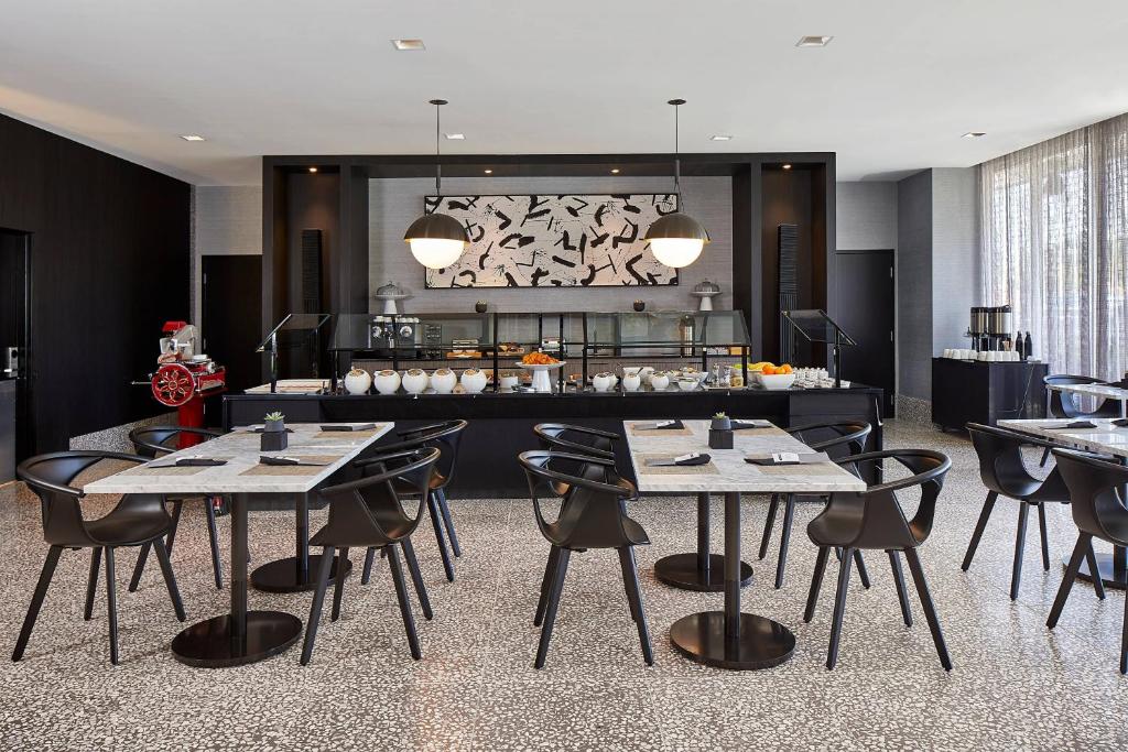 Posezení v ubytování AC Hotel Miami Wynwood