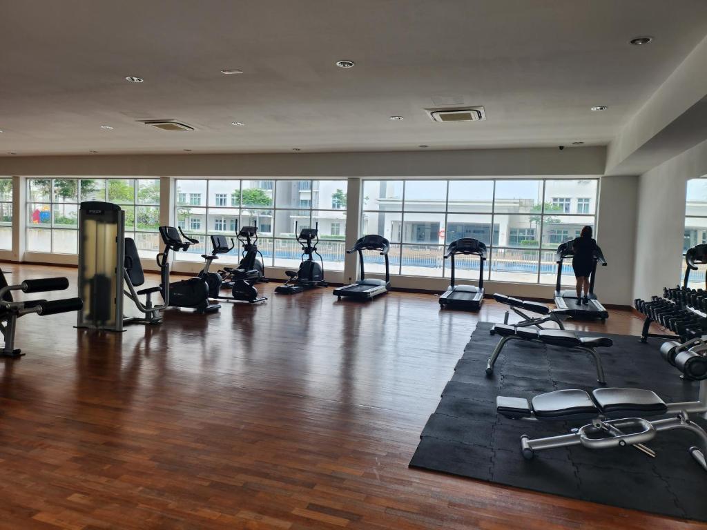 Fitness centrum a/nebo fitness zařízení v ubytování Meridin Bayvue