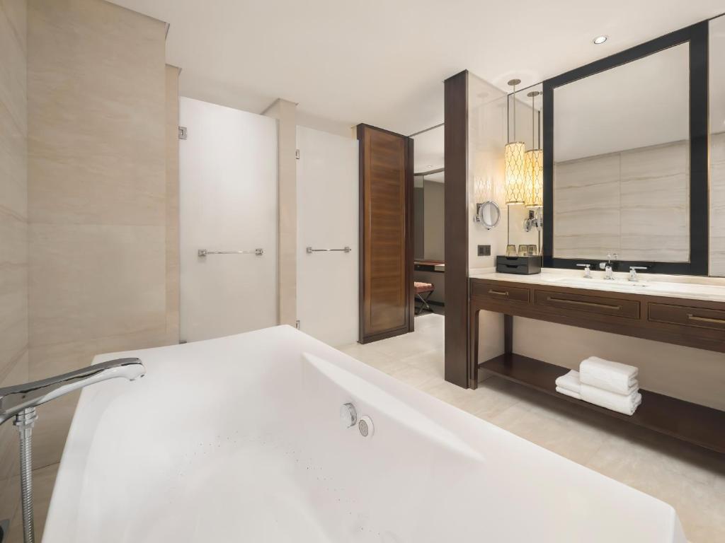 Koupelna v ubytování Sheraton Shanghai Jiading Hotel